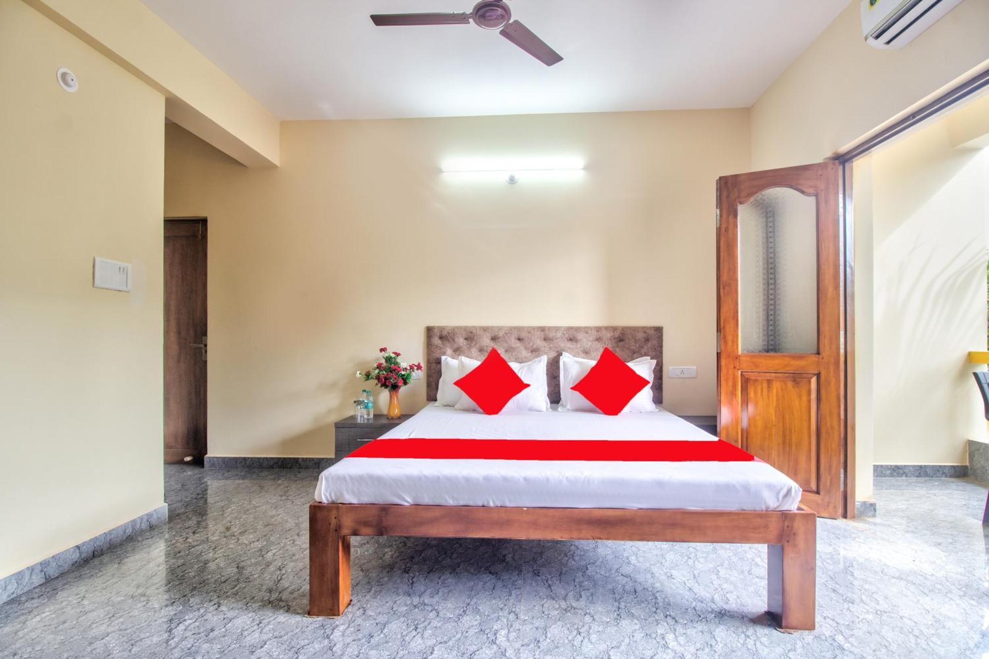 Holiday Homes Candolim Goa Exterior photo